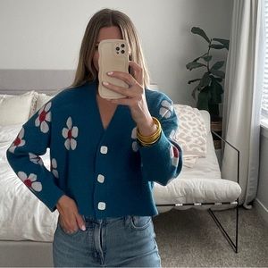 Floral cropped cardigan